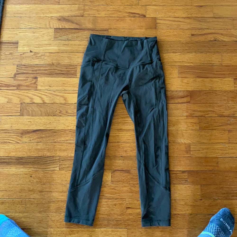 Lululemon green 7/8 leggings